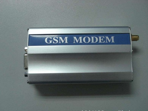 短信貓(GSM MODEM)在動環檢測報警系統中的使用